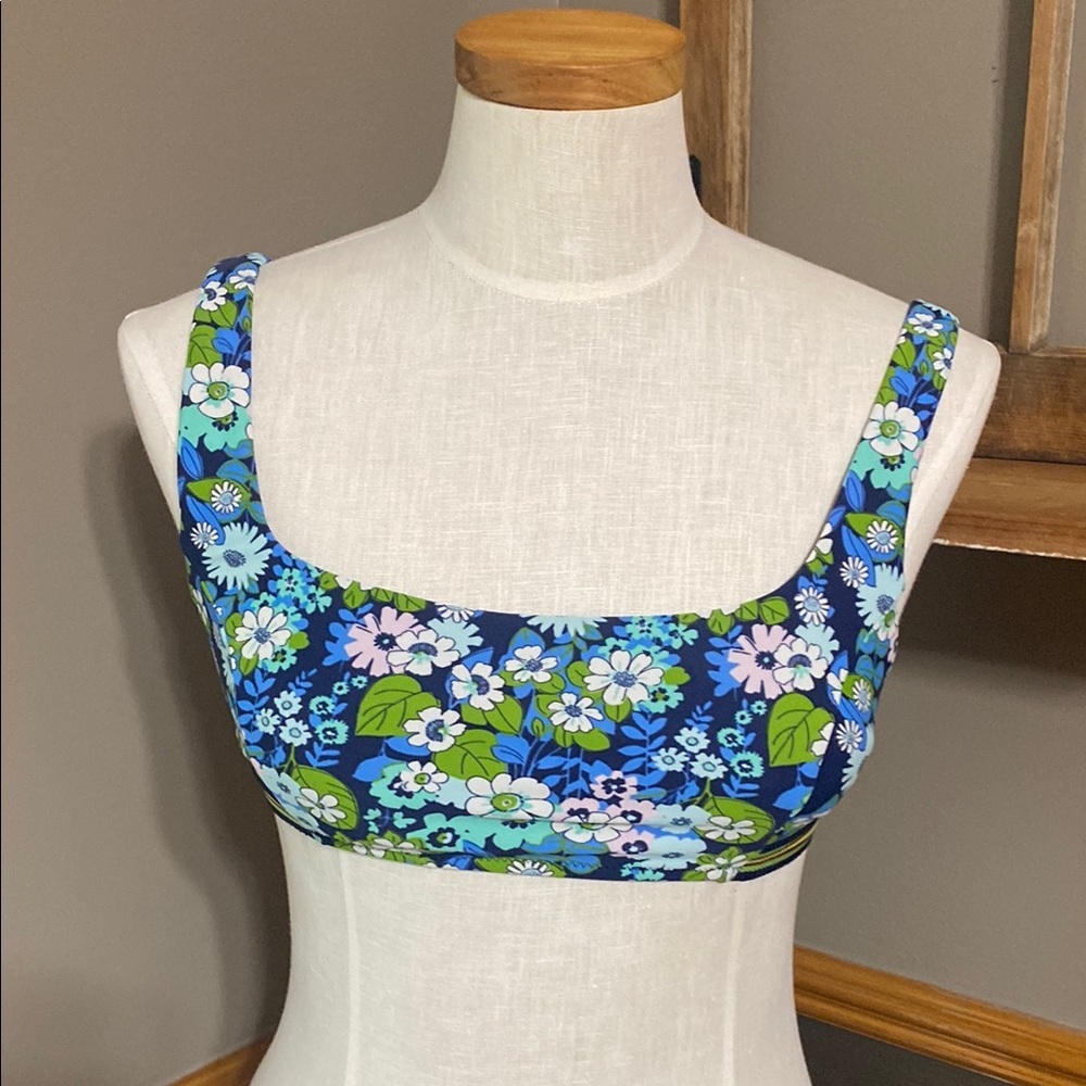 Aerie Floral Blue and Green scoop neck bikini swim suit top size medium